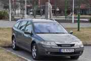 Det var denne vi kom i, en Renault Laguna fra 2002, ikke en veteran enda