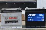Nytt og gammelt batteri. Gammelt batteri ble kjøpt i 2014 og har holdt i 11 år. Bosch S3 016 12V 300A 45Ah, lengde 21,9, bredde 13,5, høyde 22,2. Polstilling Høyre + / Venstre -