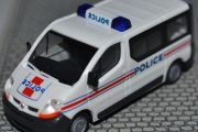 Renault Trafic minibus police
