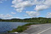 Vi tar en stopp ved Møkeren som er en innsjø på Austmarka i Kongsvinger