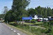 Neste sted er Fensbol, ikke et stort sted. I 2015 bodde det 140 mennesker der. Poeten og forfatteren Bengt Berg er kanskje stikkordet her