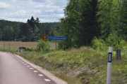 Det betyr at Yttermalung må være kjent for sine Hjort, men jeg fant ikke noen ting. En annen ting er at de ligger på grensen til å kalles et tettsted, det vil si at det må bo over 200 personer der