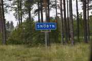 Da har vi kommet til Snöbyn som ligger i Vansbro kommune. Leste at det har falt 27 cm snø her i 2011
