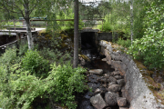 Men så like etterpå ser vi et idyllisk sted og stopper