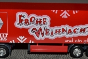 RENAULT MAGNUM 2004  feuerrot - mit weiben Schneeflocken incl. schoner RENAULT-ROMBE