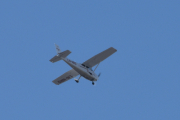 Morten 21 april 2019 - LN-NRO over Høyenhall, velkommen skal du være i dag også. Det er Nedre Romerike flyklubb med sin  Cessna 172S Skyhawk SP fra 2009