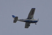 Morten 9 juni 2018 - LN-BDL over Høyenhall, det er et brannvakt fly. Dette er en senere kommentar. Det er Ringerikes Motorflyklubb som er ute med sin Cessna 172P Skyhawk II fra 1980