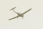 Knut søndag 8 juli 2018 - Småfly i Sandefjord, det er en Diamond DA 40 D Star tror vi
