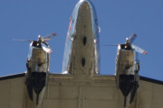 Morten 1 juli 2018 - Kl. 13.54. LN-WND rett over Høyenhall, vi kan tydelig se propellene til McDonnell Douglas C-53D Skytrooper fra 1942