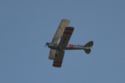 Morten 2 september 2018 - Kl. 16.24 Dobbeltdekker over Høyenhall, her kommer det en til. Det er LN-KAY som er en DeHavilland DH 82A Tiger Moth II fra 1941