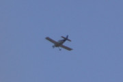 Morten 22 juli 2018 - Kl. 11.56. LN-ABA over Høyenhall. I ettertid så tror jeg dette er en Van´s RV-6 fra 2004 med gutta i