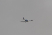 Morten 5 september 2018 - Småfly over Høyenhall, han her har vi sett mange ganger før - fast gjest. Men er det en Aquila AT01-100A eller en Tecnam P2002-JF?