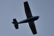 Morten 13 oktober 2019 - LN-BDL tar en runde over Høyenhall. Og her kan dere se at det står BRANNVAKT under den ene vingen. Takk for turen min venn :-)