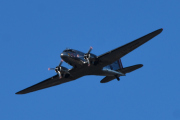 Morten 21 september 2019 - LN-WND over Ekeberg, men fant fort ut at det er en Dakota fra 1943 som kommer