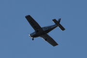 Morten 22 september 2019 - LN-DAX over Høyenhall, den kjenner vi igjen. Det er en  Piper PA-28-151/161 Cherokee Warrior