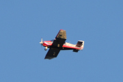Morten 22 september 2019 - LN-DFK over Høyenhall, det er et Robin REMO 180 slepefly fra 2002