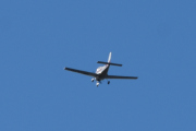 Morten 22 september 2019 - SE-LRO over Høyenhall og hold dere fast nå. Toppfarten er 230 km/h på et mikrofly!