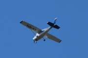 Morten 1 august 2020 - LN-NPK over Høyenhall, det er en Cessna 172B Skyhawk fra 1961. Den fløy først i USA og i Sverige før den kom til Norge