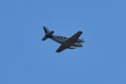 Morten 30 august 2020 - LN-FKE over Høyenhall, det er en Piper PA-31-310 Navajo fra 1968