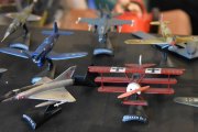 Morten 6 februar 2020 - Småfly på Retromobile i Paris