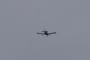Morten 10 juli 2020 - Småfly over Høyenhall, klokken er 21.22 og det er sent på kvelden. I morgen skal jeg på tur til Notodden