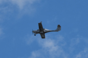 Morten 2 juli 2020 - LN-FTM over Høyenhall, det er en Diamond DA-40 Next Generation fra 2015