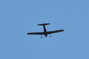 Morten 24 juli 2020 - LN-DHC over Høyenhall, to ringer under vingene. Da kan det være en DHC-1 Chipmunk 22 fra 1950