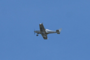 Morten 2. pinsedag 1 juni 2020 - LN-YKS over Høyenhall, den kommer fra Kjeller Sportsflyklubb og er en Aerospool WT-9 Dynamic
