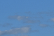 Morten 19 mai 2020 - Småfly over Høyenhall, er ikke mulig å gjette en gang