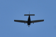 Morten 28 mai 2020 - SE-MLY over Høyenhall, det er en Piper PA-28-181 Archer III fra 1996