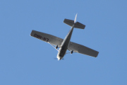 Morten 17 oktober 2020 - LN-NRO over Høyenhall, det er en Cessna 172 Skyhawk og det er morsomt når dem kommer på besøk slik