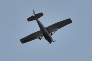 Morten 19 september 2020 - LN-NRO over Høyenhall, denne kjenner vi godt. Det er en Cessna 172S fra Nedre Romerike Flyklubb