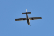 Morten 1 september 2020 - LN-NAE over Høyenhall, det er et Cessna 177RG