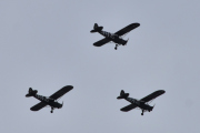 Morten 11 april 2021 - Tre Piper Cub over Høyenhall, hvis jeg skriver dette noen ganger til så tar jeg kanskje ikke mer feil som jeg gjør på Renault og Simca :-)