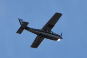 Morten 17 oktober 2021 - LN-NAE besøker Høyenhall, så Sameiet LN-NAE med sitt Cessna 177RG Cardinal tok jeg vel imot