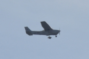 Morten 13 mars 2022 - LN-NRO over Høyenhall, det er Nedre Romerike flyklubb som er ute med sitt Cessna 172S Skyhawk
