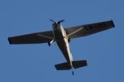 Morten 28 november 2021 - LN-LMG besøker Høyenhall, han flyr et Cessna Aircraft A185F