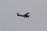 Morten 6 februar 2022 - LN-NRF over Høyenhall, det er Nedre Romerike Flyklubb som kommer her også, i sitt Cessna Aircraft 172S