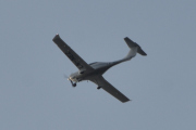 Morten 10 september 2021 - LN-NEZ besøker Høyenhall, det er en Diamond DA-40 Diamond Star fra 2003 som eies av Turfly