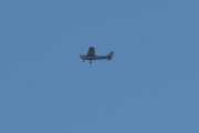 Morten 14 februar 2021 - LN-AGW over Høyenhall, det er en Cessna 172S Skyhawk fra Gardermoen Flyklubb
