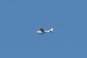 Morten 21 juli 2021 - LN-MTT over Drøbak