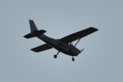 Morten 25 juli 2021 - LN-TFK besøker Høyenhall, det er Tønsberg Flyveklubb som kommer med sin Cessna 172SP Skyhawk fra 2004