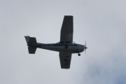 Morten 3 juli 2021 - LN-MTH på besøk over Høyenhall, bokstaven T kunne like godt være en bindestrek, men det tillates ikke