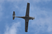 Morten 1 mai 2021 - LN-FTS svinger innom, du skal følge flyet nøye for å få skarpe bilder