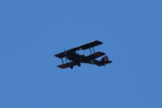 Morten 8 mai 2021 - LN-BDM over Høyenhall, det er Nedre Romerike Flyklubb - Veteranflygruppa som kommer med sin Tiger Moth De Havilland DH 82 fra 1942