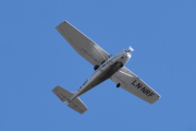 Morten 8 mai 2021 - LN-NRF over Høybråten, dette flyet kjenner jeg igjen, det er Nedre Romerike Flyklubb som holder til på Kjeller flyplass