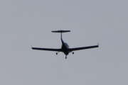 Morten 12 november 2021 - Småfly over Høyenhall, her var jeg for sent ute, men jeg tror det er Oslo Flyklubb med sitt Diamond DA-40 NG