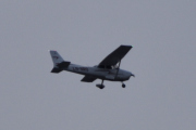 Morten 27 november 2021 - LN-NRO besøker Høyenhall, det er Nedre Romerike Flyklubb som holder til på Kjeller flyplass
