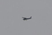 Morten 28 november 2021 - Cessna over Høyenhall, selv om den er langt unna kjenner jeg igjen formen