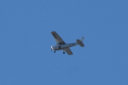 Morten 17 oktober 2021 - LN-NRF over Høyenhall, det er Nedre Romerike Flyklubb som kommer med sin Cessna 172S Skyhawk SP fra 2005 og som kom til klubben i 2006